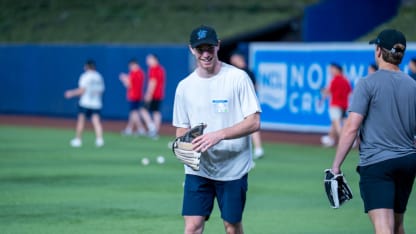 Panthers prospects enjoy trip to Marlins game during D-Camp